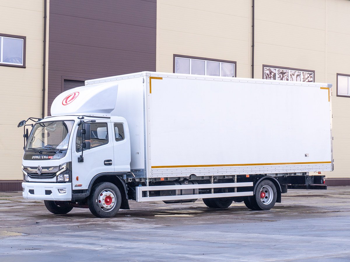 Промтоварный фургон DONGFENG C120L СОТА 6,8 НОРМАЛ